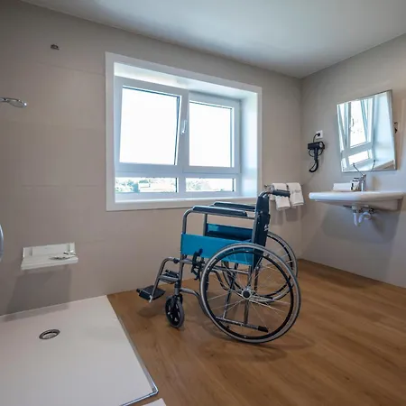 Porta Fragas A Capela