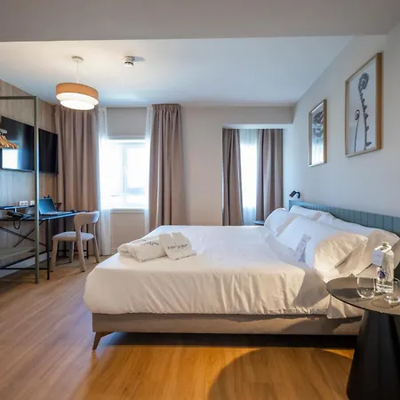 Snoe Porta Das Fragas فندق A Capela